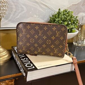 Louis Vuitton Orsay Hand Clutch